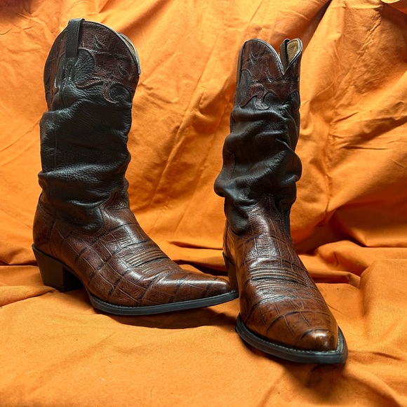 Ariat woman’s Heritage slouch boots 11B. - Picture 2 of 11